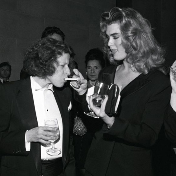 Meet your Posher, Abigail - Picture 1 of 1